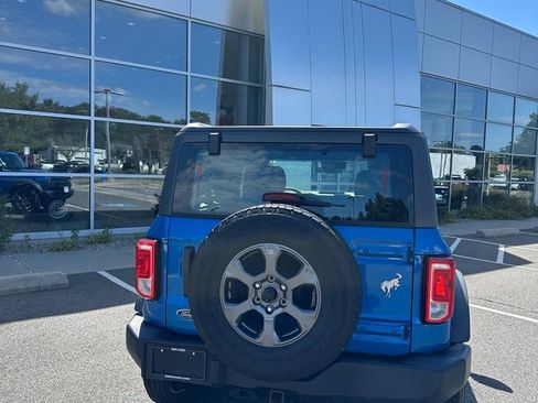 Used 2022 Ford Bronco 2-Door AWD/4WD image 4