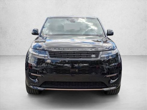 Used 2024 Land Rover Range Rover Sport Dynamic SE AWD/4WD image 2
