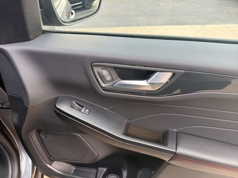 Used 2026 Ford Escape ST-Line w/ Tech Pack #1 image 33