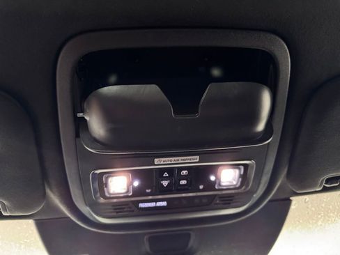 Certified 2025 Lincoln Aviator Black Label image 47