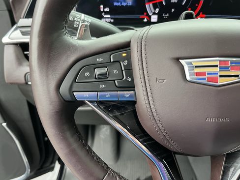 Used 2023 Cadillac Escalade ESV V w/ LPO, ONYX Package AWD/4WD image 20