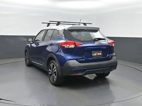 Used 2018 Nissan Kicks SR FWD image 23