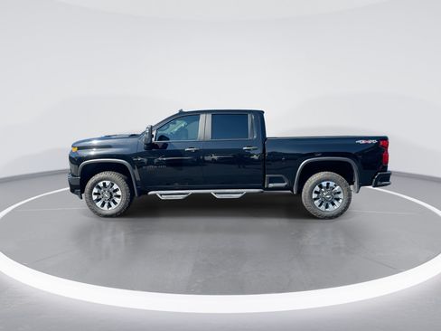 Used 2021 Chevrolet Silverado 2500 Custom w/ Custom Value Package AWD/4WD image 6