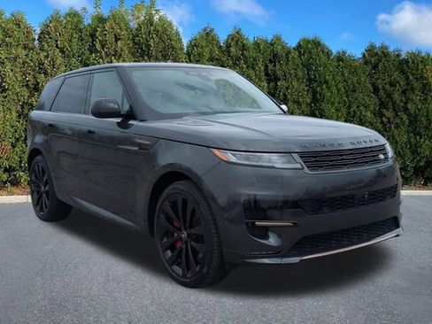 Used 2025 Land Rover Range Rover Sport Dynamic SE AWD/4WD image 3