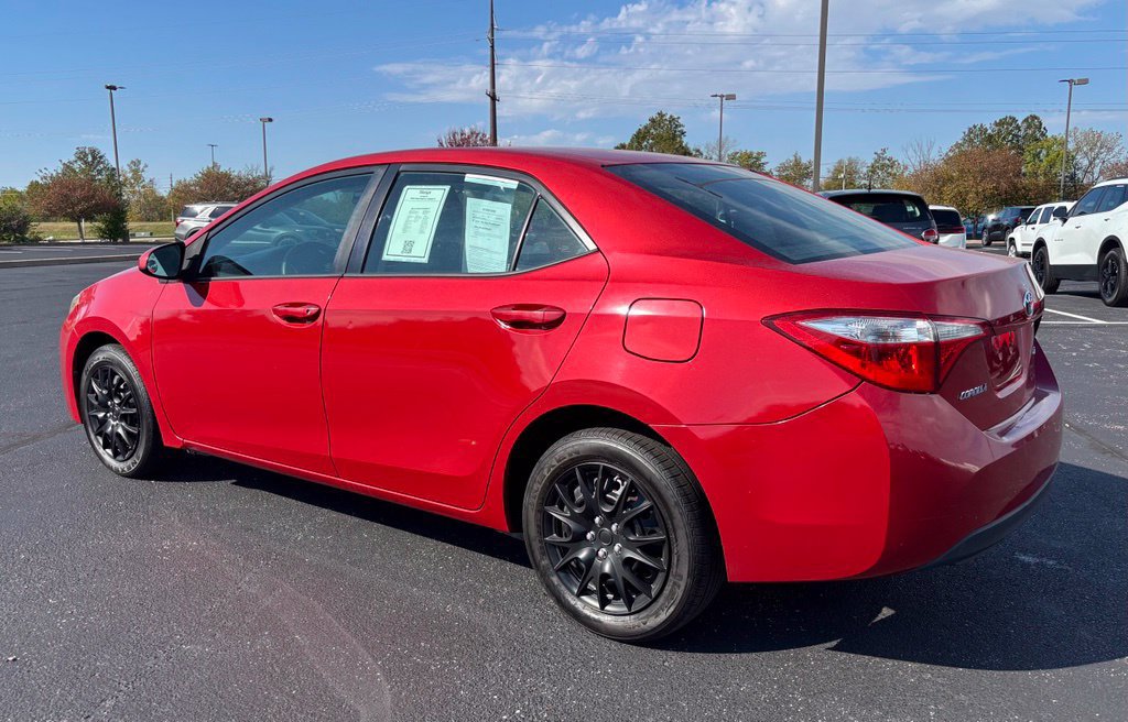 Used 2014 Toyota Corolla LE FWD image 4