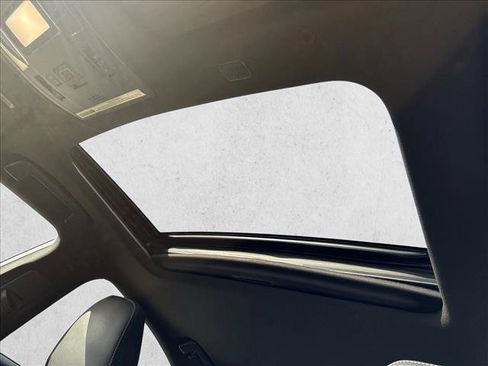 Used 2022 Lexus IS 350 F Sport RWD image 16