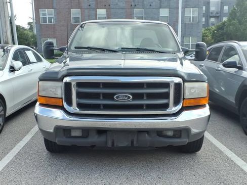Used 1999 Ford F250 XL RWD image 2