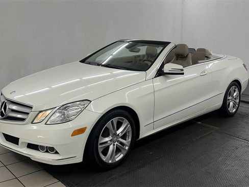 Used 2011 Mercedes-Benz E 350 Cabriolet image 37