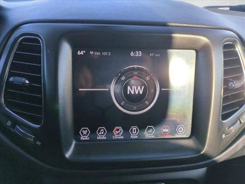 Used 2018 Jeep Compass Trailhawk w/ Safe & Security Group image 13