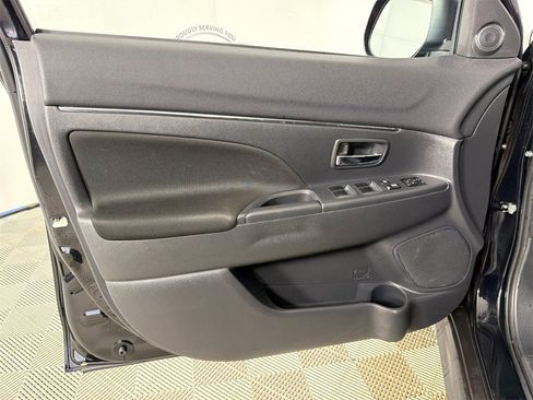 Used 2020 Mitsubishi Outlander Sport ES image 10