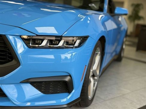 Used 2024 Ford Mustang Premium RWD image 9