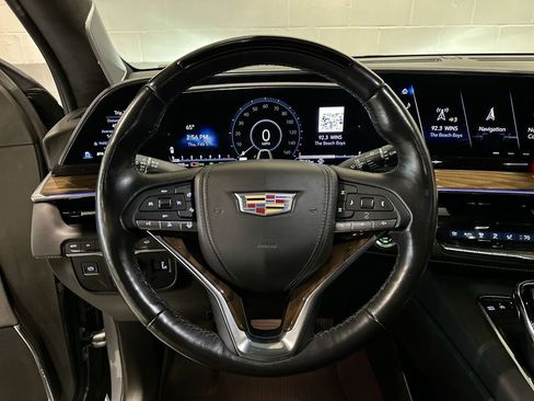 Used 2023 Cadillac Escalade Sport Platinum w/ LPO, Floor Liner Package image 20