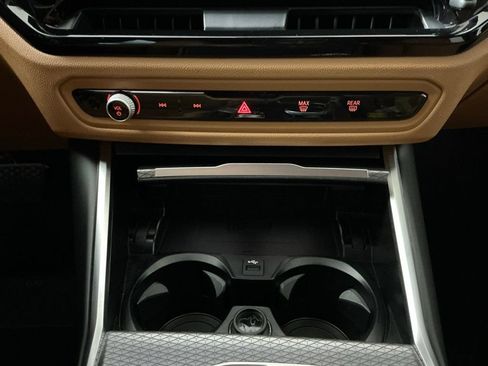 Used 2026 BMW 330i Sedan w/ Premium Package RWD image 13