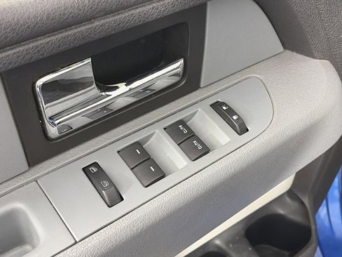 Used 2013 Ford F150 XLT w/ XLT Convenience Pkg image 23