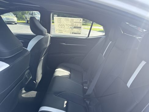 New 2025 Toyota Camry image 25