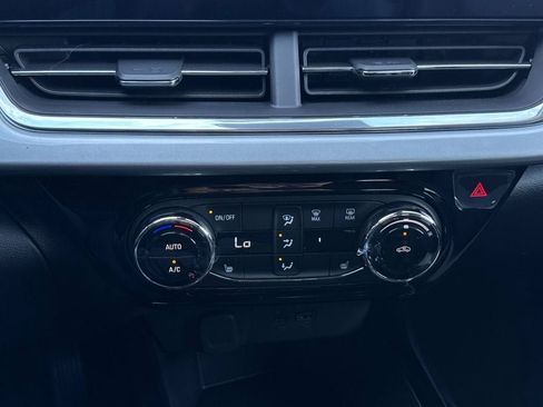 New 2026 Chevrolet Trax LT w/ Midnight Edition image 20