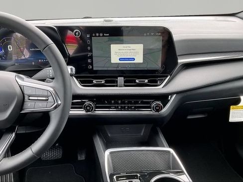 New 2026 Chevrolet Equinox LT FWD image 8