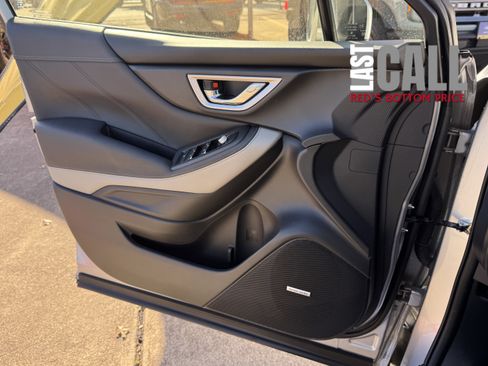 Used 2024 Subaru Forester Limited image 26