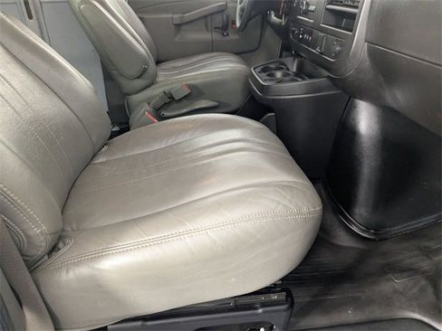 Used 2022 Chevrolet Express 2500 w/ Driver Convenience Package image 24
