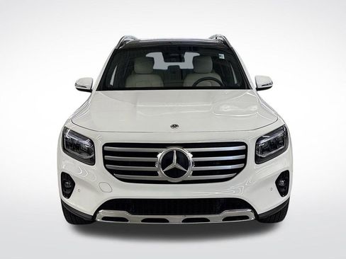 Used 2025 Mercedes-Benz GLB 250 image 8