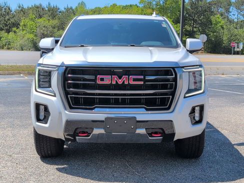 Used 2022 GMC Yukon AT4 AWD/4WD image 9
