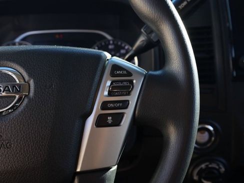 Certified 2022 Nissan Titan SV image 26