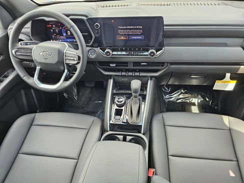 New 2026 Chevrolet Colorado Trail Boss AWD/4WD image 14