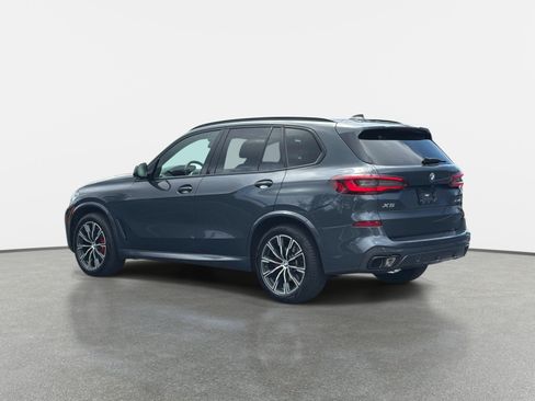 Used 2022 BMW X5 xDrive40i w/ M Sport Package AWD/4WD image 5