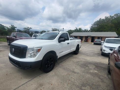 Used 2019 Nissan Titan S RWD image 46