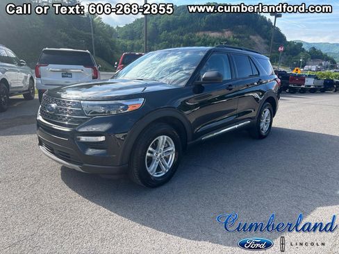 Used 2023 Ford Explorer XLT w/ Equipment Group 202A AWD/4WD image 1