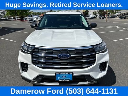 Used 2026 Ford Explorer Active AWD/4WD image 10