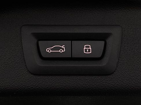 New 2026 BMW X7 xDrive40i AWD/4WD image 8