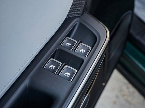 Used 2023 Rivian R1T Adventure image 10