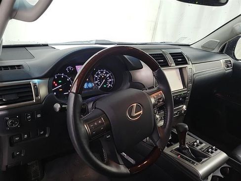 Used 2014 Lexus GX 460 Luxury AWD/4WD image 11