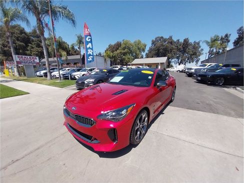 Used 2018 Kia Stinger GT2 AWD/4WD image 1