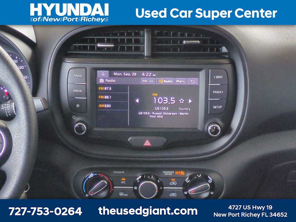 Used 2022 Kia Soul LX w/ Technology Package FWD image 18