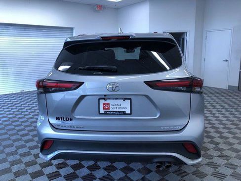 Certified 2025 Toyota Highlander XSE AWD/4WD image 13