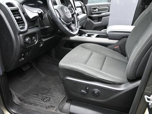 Used 2020 RAM 1500 Big Horn AWD/4WD image 9