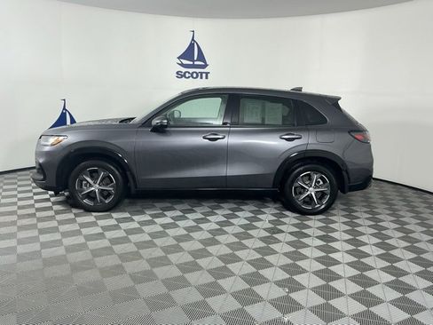 Certified 2024 Honda HR-V EX-L image 4