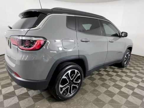 Used 2024 Jeep Compass Limited w/ Sun and Sound Group AWD/4WD image 4