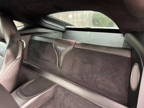 Used 2020 Aston Martin V8 Vantage Coupe RWD image 24