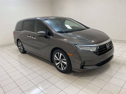 Used 2023 Honda Odyssey Touring image 28