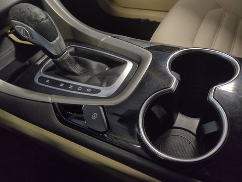 Used 2014 Ford Fusion SE image 26