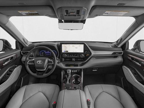 New 2026 Toyota Highlander Platinum AWD/4WD image 5