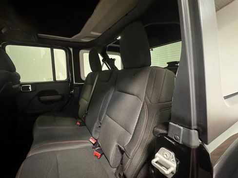 Used 2019 Jeep Wrangler Unlimited Rubicon image 48