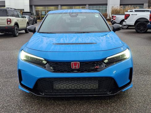 Used 2025 Honda Civic Type R image 3