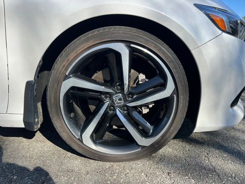 Certified 2022 Honda Accord Sport image 25