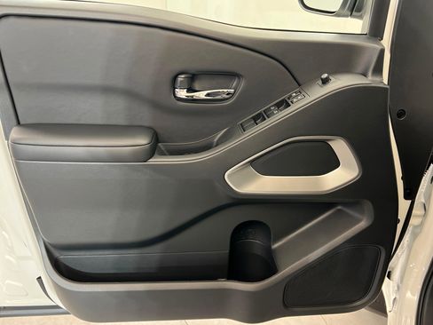 New 2026 Nissan Frontier SV image 14