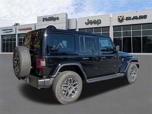 New 2026 Jeep Wrangler Sahara image 4