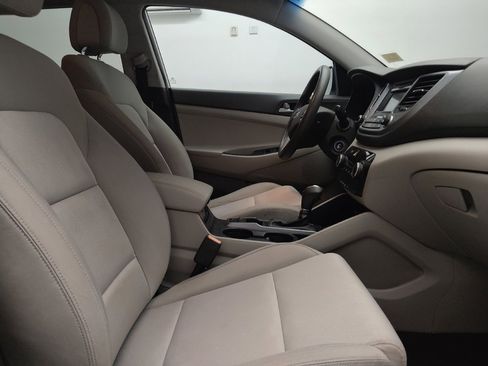 Used 2016 Hyundai Tucson SE w/ Option Group 02 image 21